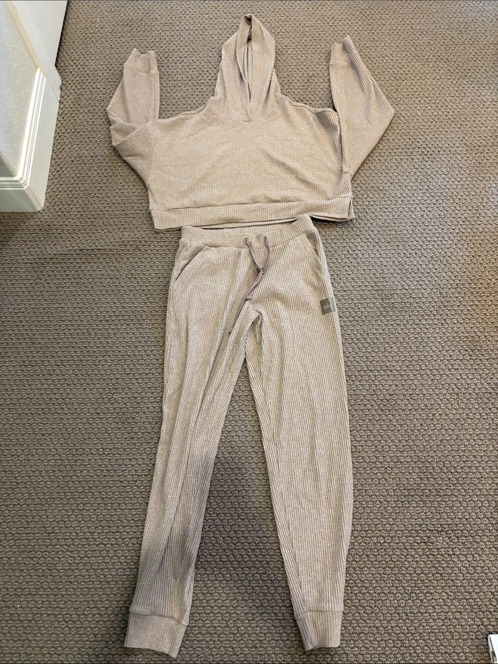 ALO Cozy Ribbed Hoodie & Jogger Set - Taupe
